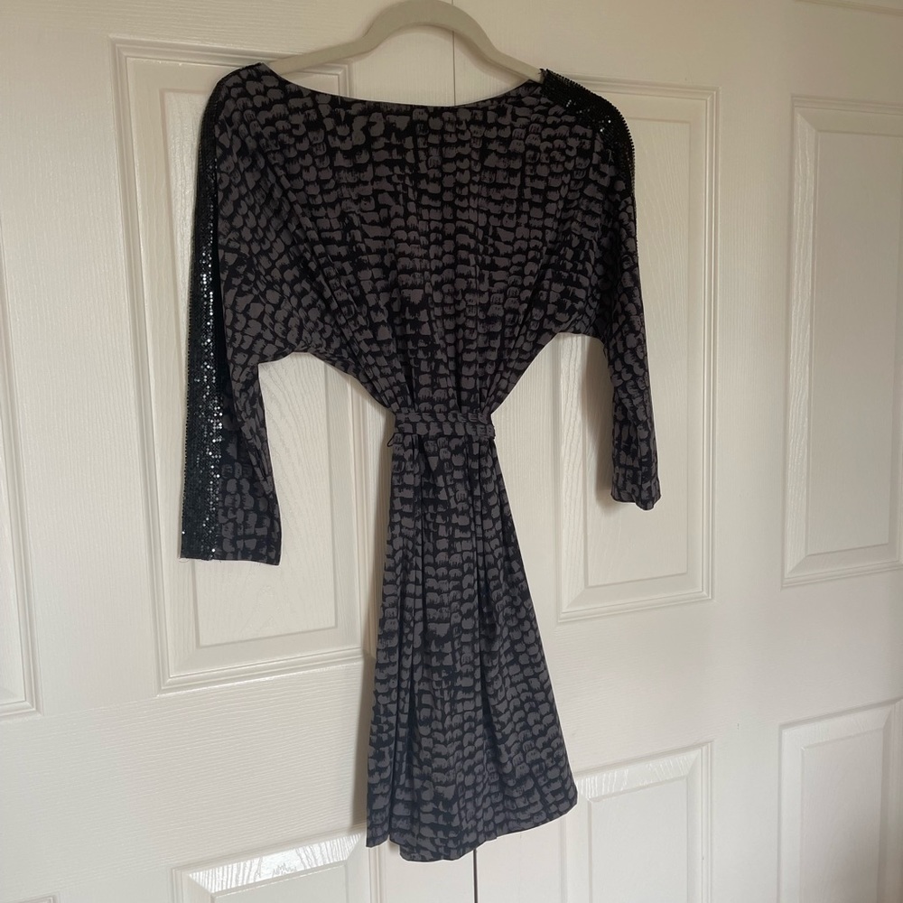 Armani Exchange Petite 0, mini dress in grey